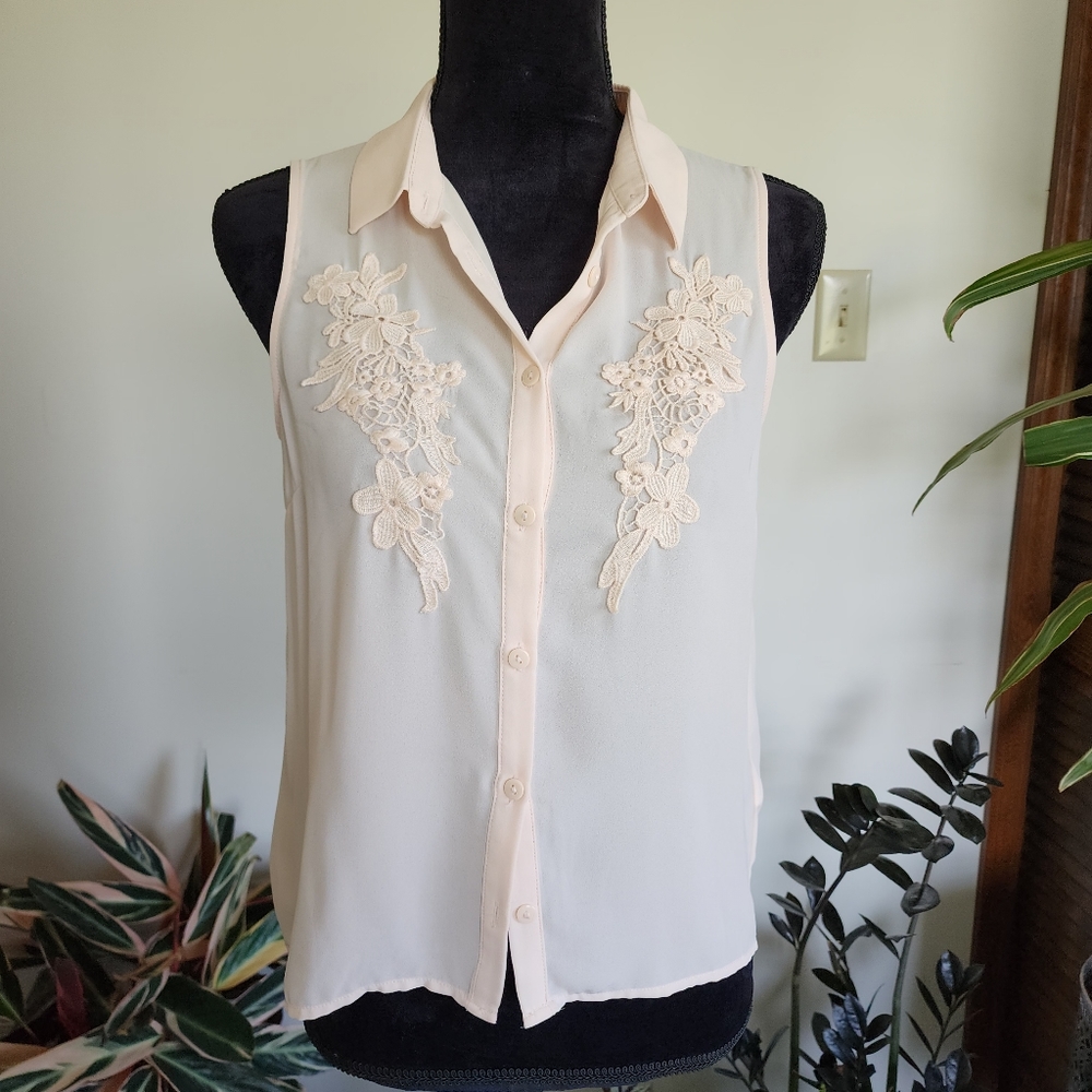 Divided floral tank top, light peach, size 6